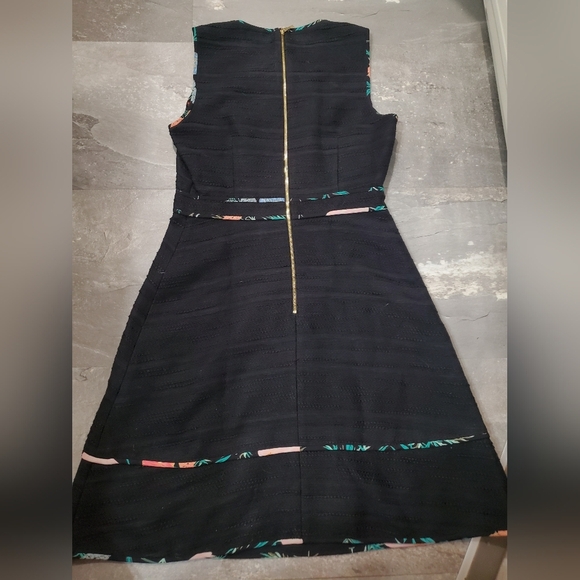 Kate Spade Blossom Trim Tweed Black Sleeveless Dress. Textured. Size 6. - Picture 9 of 10